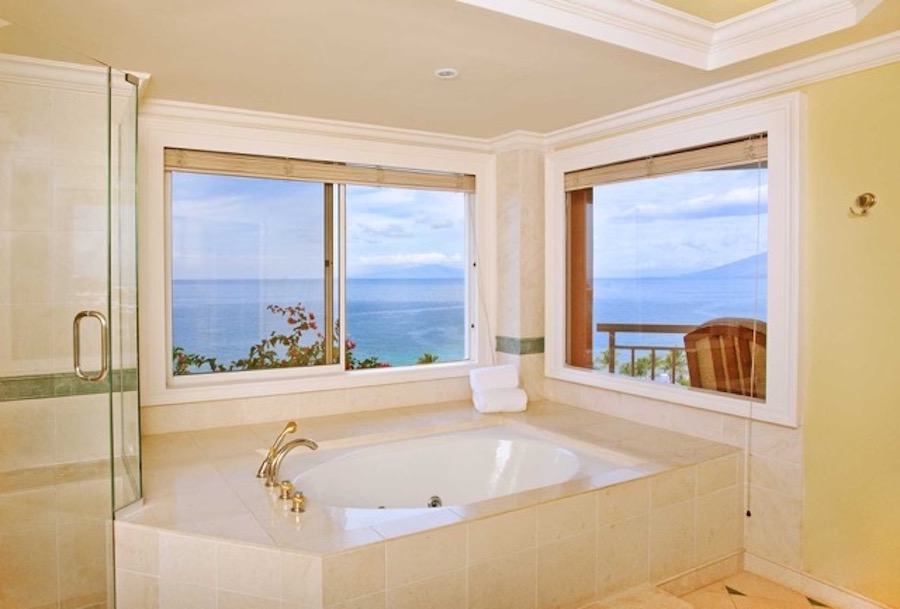  Staying at The Grand Wailea in Maui, Hawaii