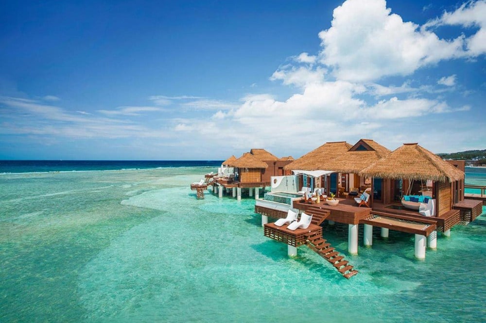 The Best Overwater Bungalows Near The USA