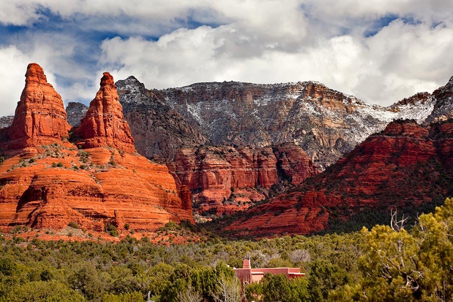 Sedona Travel Guide & The Best Hiking Trails